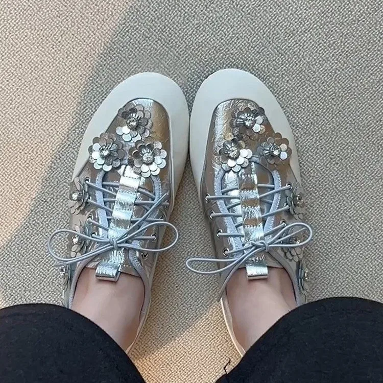 2026 New Fashion Niche Flower Decoration Deep-cut Low-cut Shoes Women's Spring and Autumn French Joker Casual Flat Shoes
2026 New Fashion Niche Flower Decoration Deep-cut Low-cut Shoes Women's Spring and Autumn French Joker Casual Flat Shoes