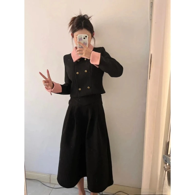 Insozkdg Autumn Winter New Color Block Patchwork Turn-Down Collar Short Coat + Mid-Length Half-Length Skirt Women Two-Piece Set
Insozkdg Autumn Winter New Color Block Patchwork Turn-Down Collar Short Coat + Mid-Length Half-Length Skirt Women Two-Piece Set