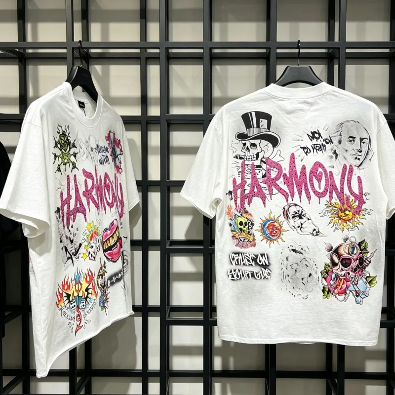 Летние футболки HARMONY с цветными стразами, винтажные, с эффектом потертости, граффити, черепа, ретро, с коротким рукавом, для мужчин и женщин
Летние футболки HARMONY с цветными стразами, винтажные, с эффектом потертости, граффити, черепа, ретро, с коротким рукавом, для мужчин и женщин