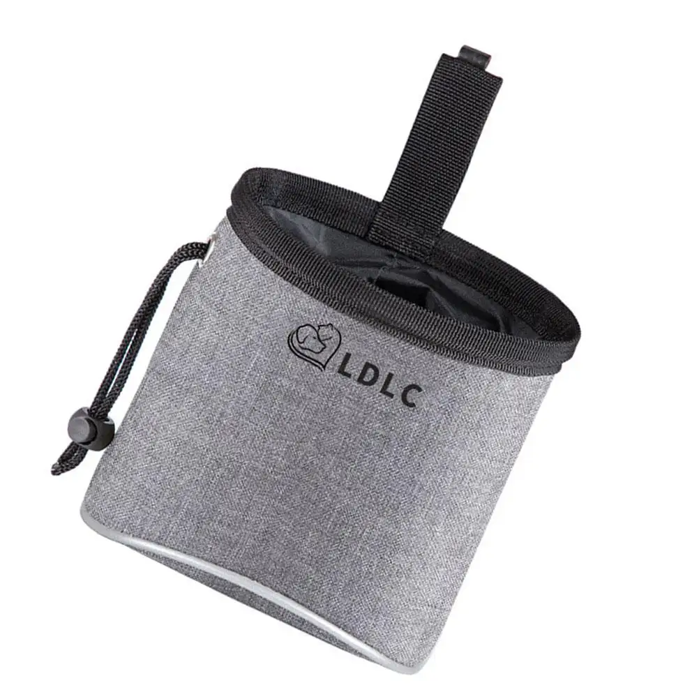 Dog Training Treats Pouch Oxford Cloth Large Capacity Bag Portable Puppy Food Container Outdoor Walking Supplies Dog
Dog Training Treats Pouch Oxford Cloth Large Capacity Bag Portable Puppy Food Container Outdoor Walking Supplies Dog