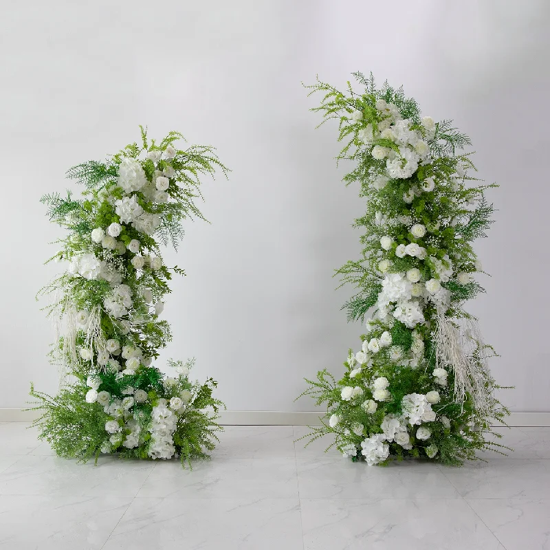 Wedding decoration, forest-themed wedding banquet arrangement, silk flower arch
Wedding decoration, forest-themed wedding banquet arrangement, silk flower arch