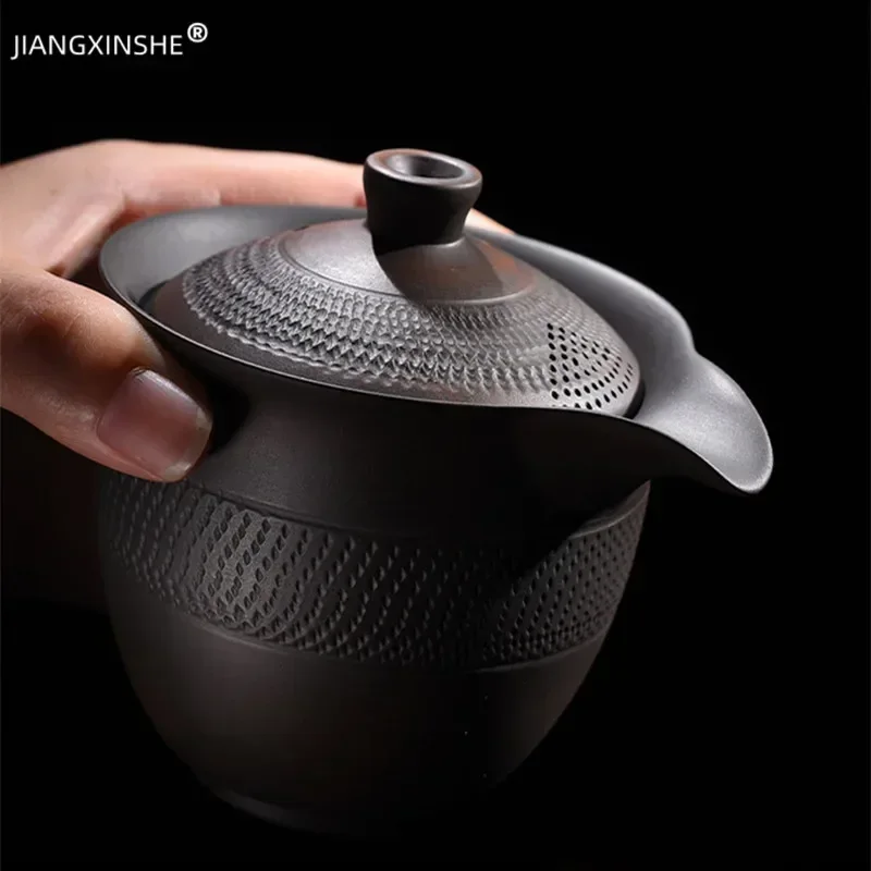 Vintage Purple Pottery Hand Grab Pot Hand Carved Teapot Ceramic Teapot Single Pot Kung Fu Tea Set Accessories
Vintage Purple Pottery Hand Grab Pot Hand Carved Teapot Ceramic Teapot Single Pot Kung Fu Tea Set Accessories