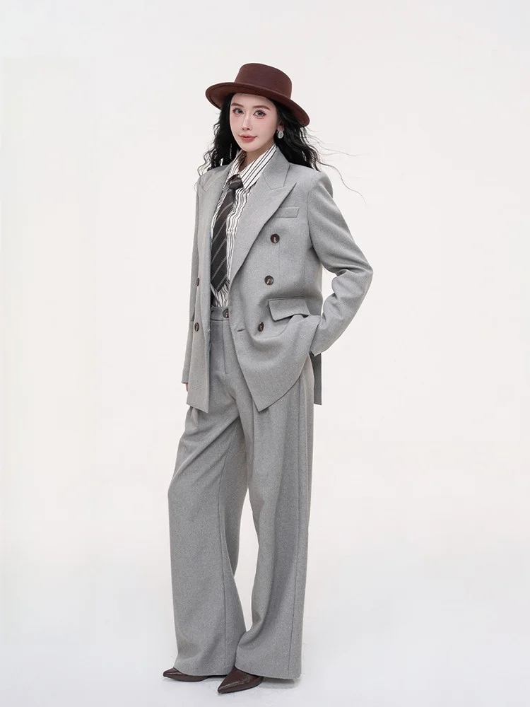 Mao Ni Autumn Luxury Double Breasted Suit Jaet Women High End Slimming Western Sle Faion Briti Sle Loose Fit Polyester
Mao Ni Autumn Luxury Double Breasted Suit Jaet Women High End Slimming Western Sle Faion Briti Sle Loose Fit Polyester