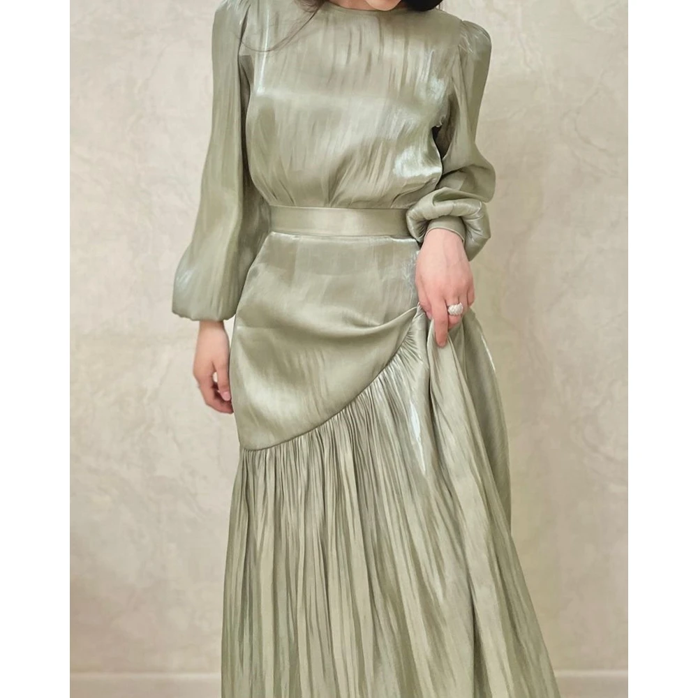 Women's Elegant Crinkle Lantern Sleeve Maxi Dress - French Tie-Waist A-Line Silhouette with Round Neck 2025 New
Women's Elegant Crinkle Lantern Sleeve Maxi Dress - French Tie-Waist A-Line Silhouette with Round Neck 2025 New