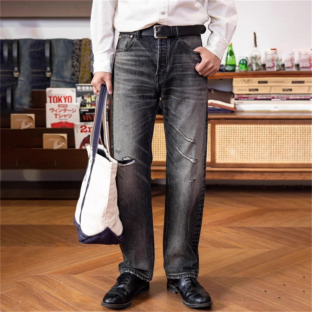 Red Tornado Vintage Black Ripped Jeans Relaxed Fit Straight Leg Mens Denim Pants Amekaji
Red Tornado Vintage Black Ripped Jeans Relaxed Fit Straight Leg Mens Denim Pants Amekaji