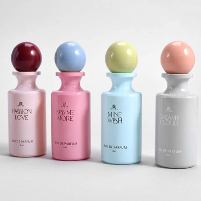 Brand High-end Perfume Thai Best-selling Russian Fragrance Vanilla Cedarwood Lasting Eau De Toilette Spray Captivating Perfume
Brand High-end Perfume Thai Best-selling Russian Fragrance Vanilla Cedarwood Lasting Eau De Toilette Spray Captivating Perfume