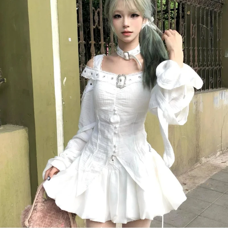 Новая мода Sweet Gothic Белый комплект из 2 предметов Женские осенне-зимние топы с открытыми плечами + юбка с высокой талией Японские костюмы в стиле Y2k
Новая мода Sweet Gothic Белый комплект из 2 предметов Женские осенне-зимние топы с открытыми плечами + юбка с высокой талией Японские костюмы в стиле Y2k