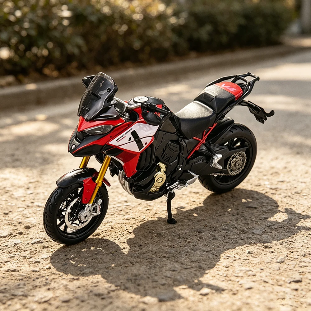 Bburago 1:18 alloy motorcycle model Ducati Multistrada V4 New model Die cast alloy toys Classic Collection Exquisite Decoration
Bburago 1:18 alloy motorcycle model Ducati Multistrada V4 New model Die cast alloy toys Classic Collection Exquisite Decoration
