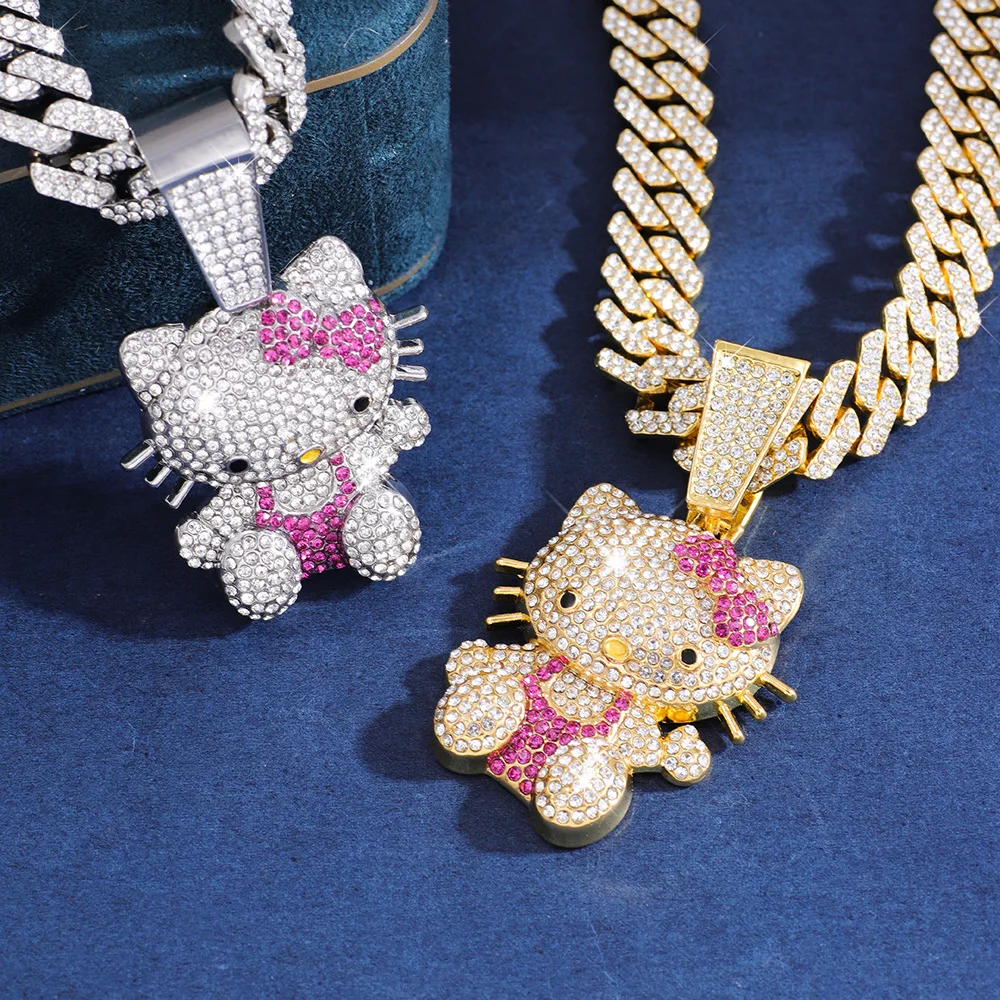 Hip Hop Pendant Necklace Hello Kitty Cartoon Full Diamond European and American Cute Cat Pendant Cuban Chain Jewelry Halloween
Hip Hop Pendant Necklace Hello Kitty Cartoon Full Diamond European and American Cute Cat Pendant Cuban Chain Jewelry Halloween