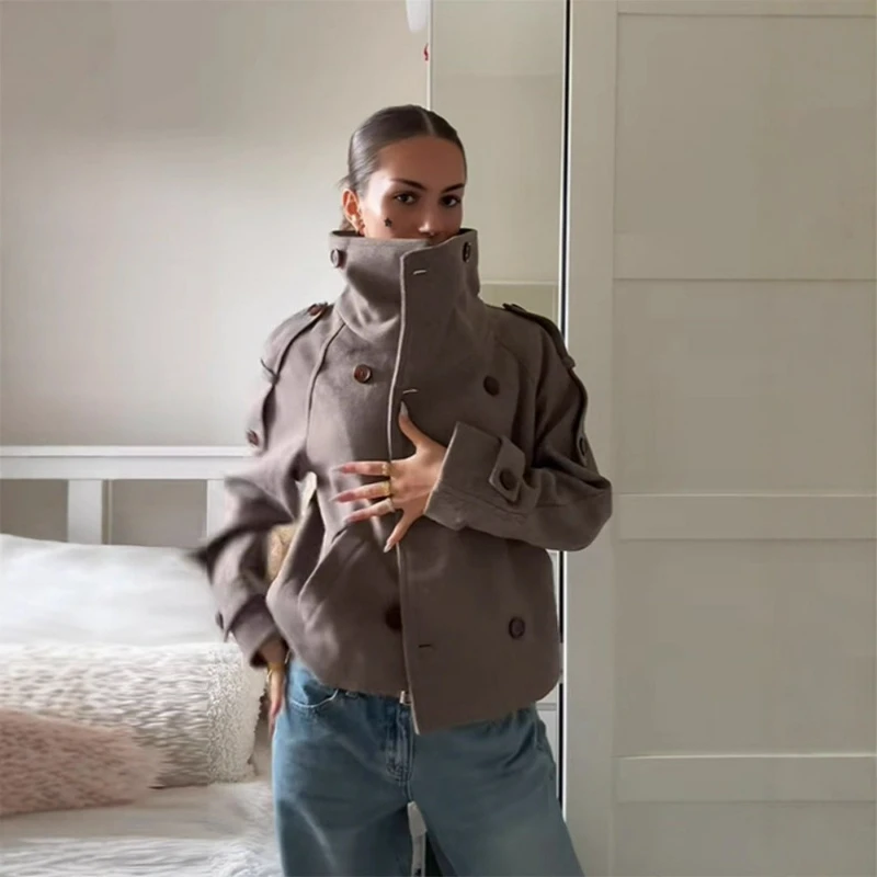 2026 Autumn New Women Clothing European American Style Fashionable Temperament Versatile Stand Collar Buckle Short Woolen Coats
2026 Autumn New Women Clothing European American Style Fashionable Temperament Versatile Stand Collar Buckle Short Woolen Coats