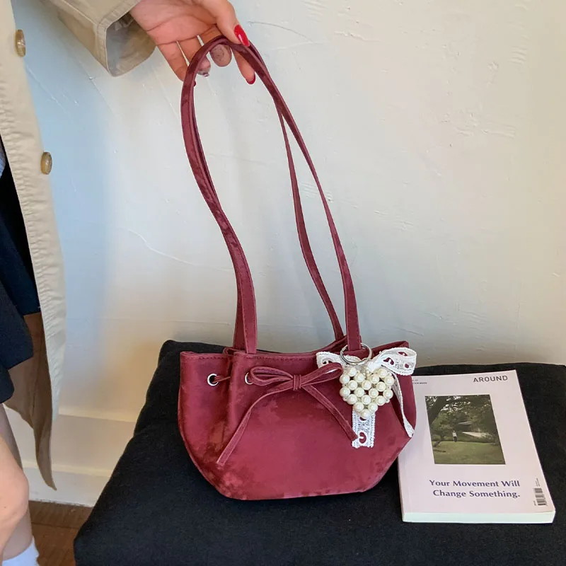 Korean Edition Trend Bow One Shoulder Bags Women Sweet Exquisite Magnetic Buckle Bucket Handbags Female Versatile Underarm Pack
Korean Edition Trend Bow One Shoulder Bags Women Sweet Exquisite Magnetic Buckle Bucket Handbags Female Versatile Underarm Pack