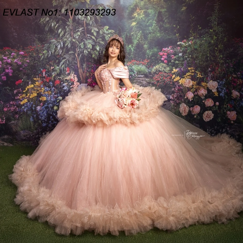 EVLAST индивидуальное мексиканское розовое платье Quinceanera, бальное платье с аппликацией, украшенное кристаллами и оборками, милое платье 16, Vestidos De 15 Anos E1QN850
EVLAST индивидуальное мексиканское розовое платье Quinceanera, бальное платье с аппликацией, украшенное кристаллами и оборками, милое платье 16, Vestidos De 15 Anos E1QN850
