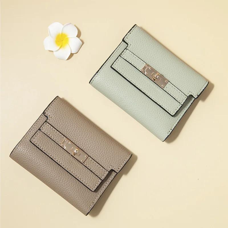 Large Capacity Women'S Short Card Wallet Multi Card Slots Solid Color Minimalist Card Holder Bus Id Credit Card Organizer Purse
Large Capacity Women'S Short Card Wallet Multi Card Slots Solid Color Minimalist Card Holder Bus Id Credit Card Organizer Purse