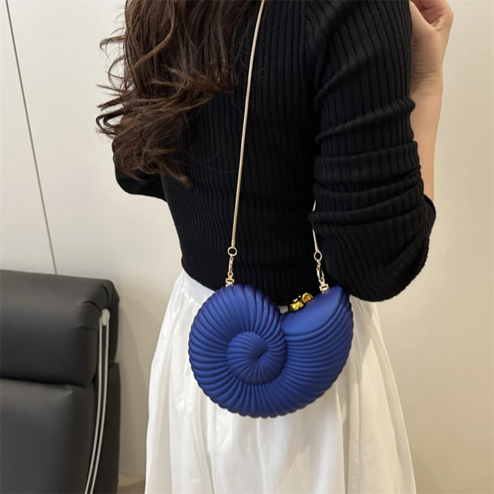 Personalized Acrylic Conch Bag New Fashionable Shoulder Bag Niche Shoulder Bag Women's Versatile Crossbody Box Bag
Personalized Acrylic Conch Bag New Fashionable Shoulder Bag Niche Shoulder Bag Women's Versatile Crossbody Box Bag