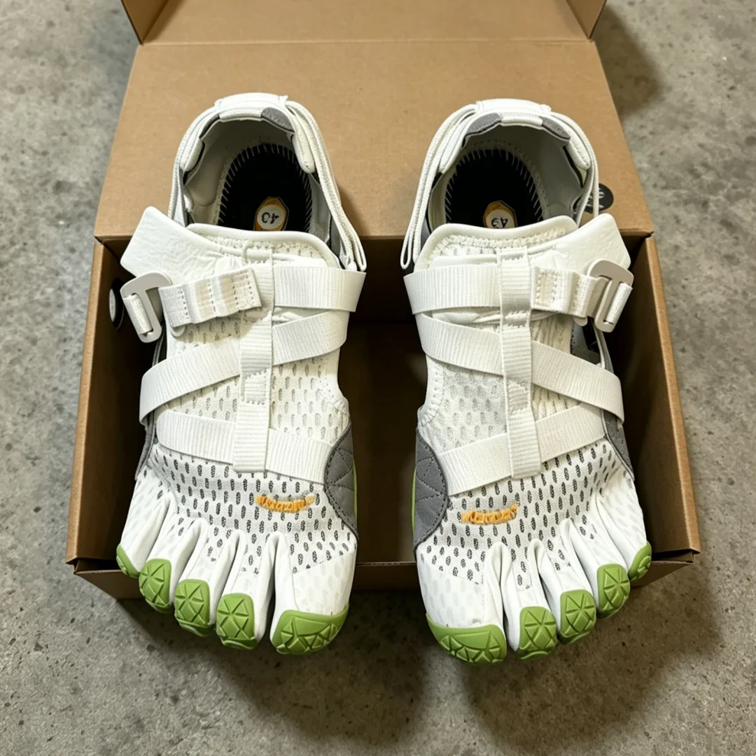 Luxury Brand Vibram Casual Shoes Unisex FiveFingers Soft-sole Sneakers Outdoor Non-slip Walking Shoes Indoor Training Yoga Shoes
Luxury Brand Vibram Casual Shoes Unisex FiveFingers Soft-sole Sneakers Outdoor Non-slip Walking Shoes Indoor Training Yoga Shoes