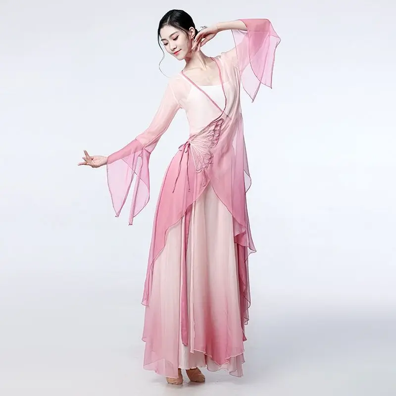 Classical dance costumes New classical dance costumes are thin and elegant, and gradually change gauze clothes to practice
Classical dance costumes New classical dance costumes are thin and elegant, and gradually change gauze clothes to practice