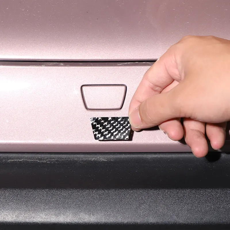 For Porsche Taycan 2019 2020 2021 2022 Soft Carbon Fibre Car Tail Door Button Cover Trim Sticker Car Accessories
For Porsche Taycan 2019 2020 2021 2022 Soft Carbon Fibre Car Tail Door Button Cover Trim Sticker Car Accessories