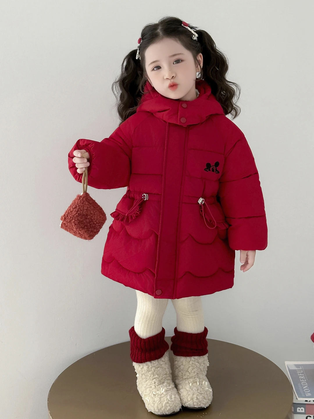 Girls Winter Cotton Jaet Mid-Length Thiened Fce Inner New Year Visiting Coat Children's Faionable Outerwear
Girls Winter Cotton Jaet Mid-Length Thiened Fce Inner New Year Visiting Coat Children's Faionable Outerwear