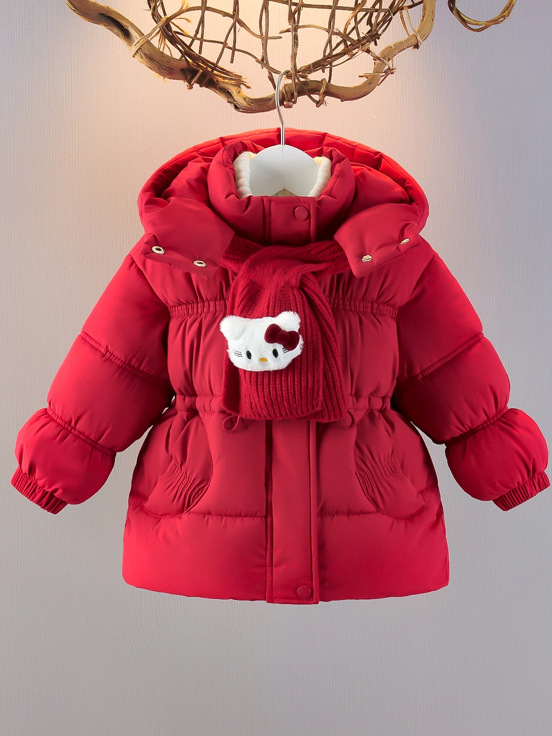 Зимнее хлопковое пальто с капюшоном на подкладке для девочек, теплая одежда для маленьких девочек, милая длинная свековая застежка-молния
Зимнее хлопковое пальто с капюшоном на подкладке для девочек, теплая одежда для маленьких девочек, милая длинная свековая застежка-молния