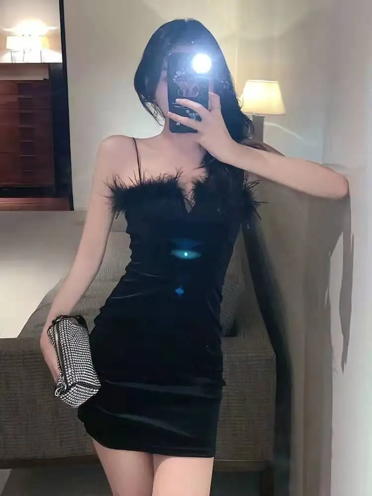 Бархатное платье-боди с перьями страуса, облегающее, с высокой талией, длиной юбки без подола, для вечеринок и торжеств...
Бархатное платье-боди с перьями страуса, облегающее, с высокой талией, длиной юбки без подола, для вечеринок и торжеств...