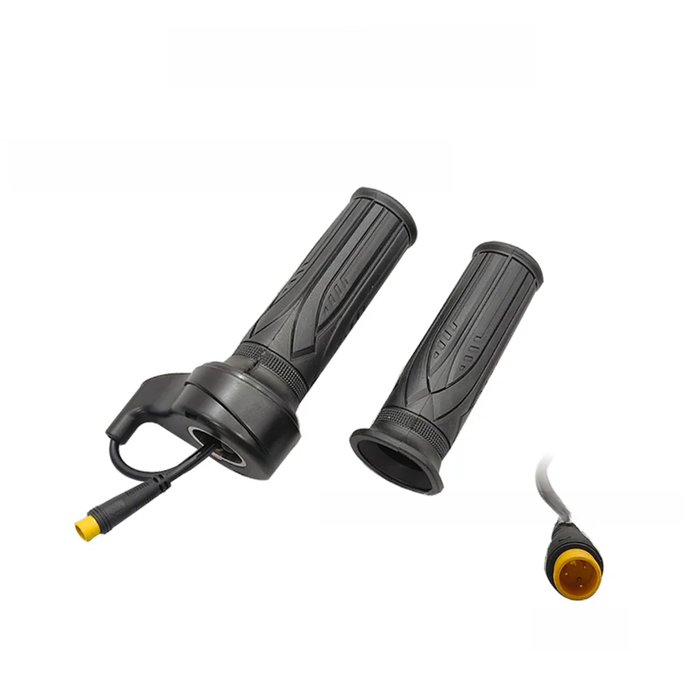 Black Throttle Control Handle for Electric Bikes with 22.2mm Size Alloy 6061 Frame ABS Cover and 3-Core Waterproof Cable
Black Throttle Control Handle for Electric Bikes with 22.2mm Size Alloy 6061 Frame ABS Cover and 3-Core Waterproof Cable
