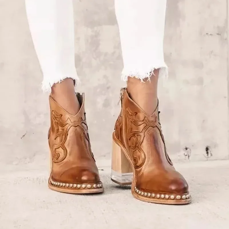 Embroidered Vintage Studded Western Cowboy Boots Crystal Clear High Heel Fashion Pointed Toe Square Heel Short Leg Women's Boots
Embroidered Vintage Studded Western Cowboy Boots Crystal Clear High Heel Fashion Pointed Toe Square Heel Short Leg Women's Boots