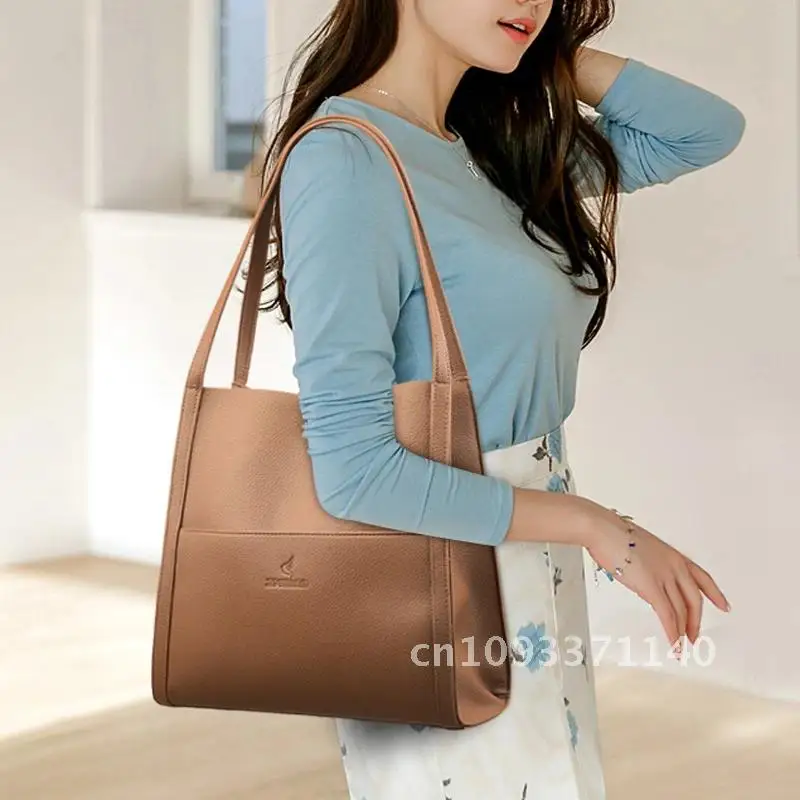 2023 Handbags Soft Leather Luxury For Women New Designer Casual Bolsas Tote Shopper Capacity Large Bags Ladies Bags Shoulder
2023 Handbags Soft Leather Luxury For Women New Designer Casual Bolsas Tote Shopper Capacity Large Bags Ladies Bags Shoulder