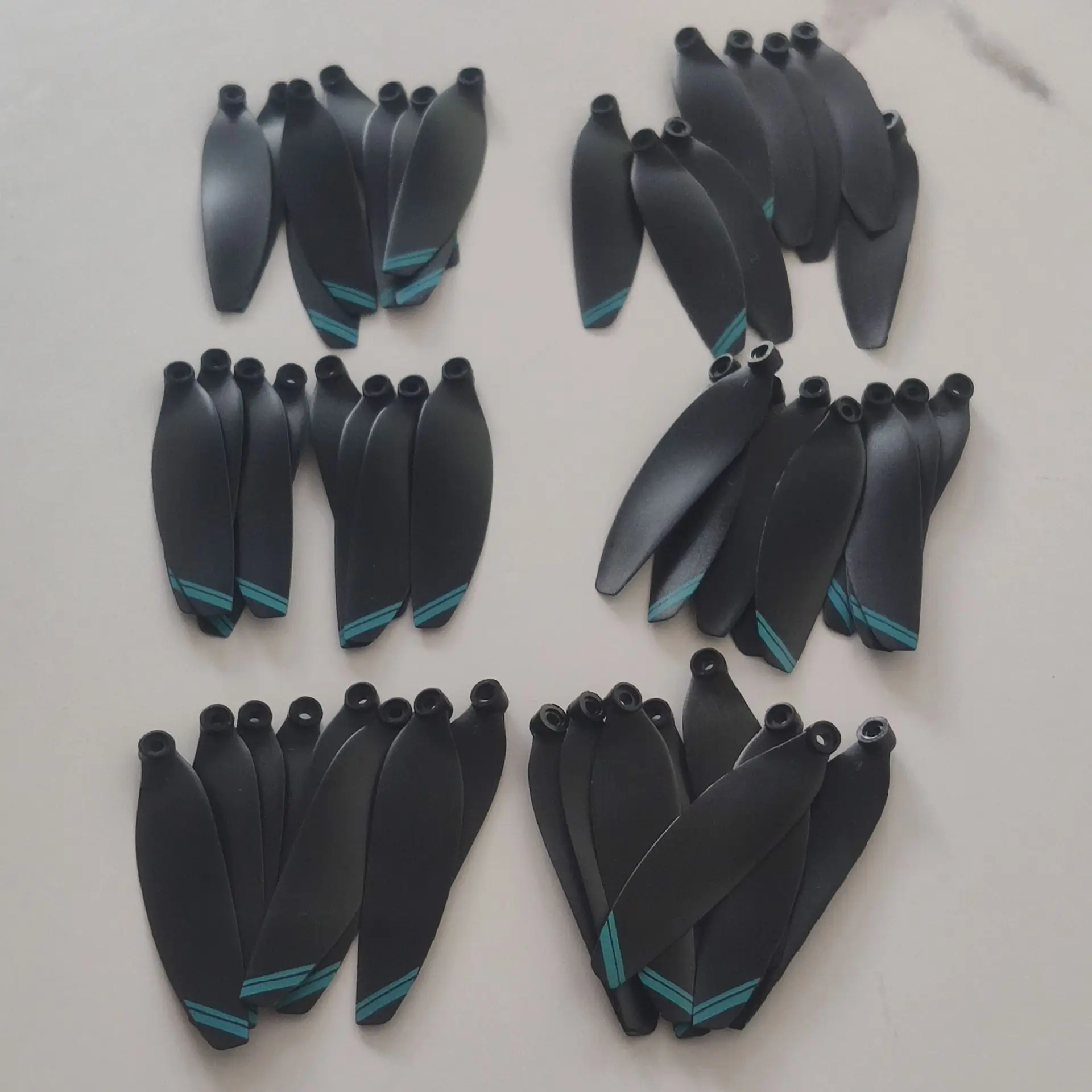 6 комплектов 48 шт. CW CCW пропеллеры лопасти аксессуары для AE7 Pro Drone Fan Maple Leaf Wing запасные части-лопасти
6 комплектов 48 шт. CW CCW пропеллеры лопасти аксессуары для AE7 Pro Drone Fan Maple Leaf Wing запасные части-лопасти