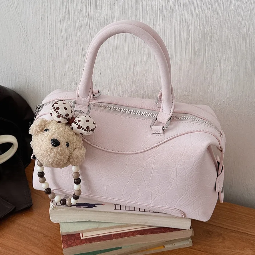 Luxurious Pillow Bag Fashion Solid Color Handbag High-End Commuter Tote Crossbody Bag Stylish Essential for Everyday Use Handbag
Luxurious Pillow Bag Fashion Solid Color Handbag High-End Commuter Tote Crossbody Bag Stylish Essential for Everyday Use Handbag