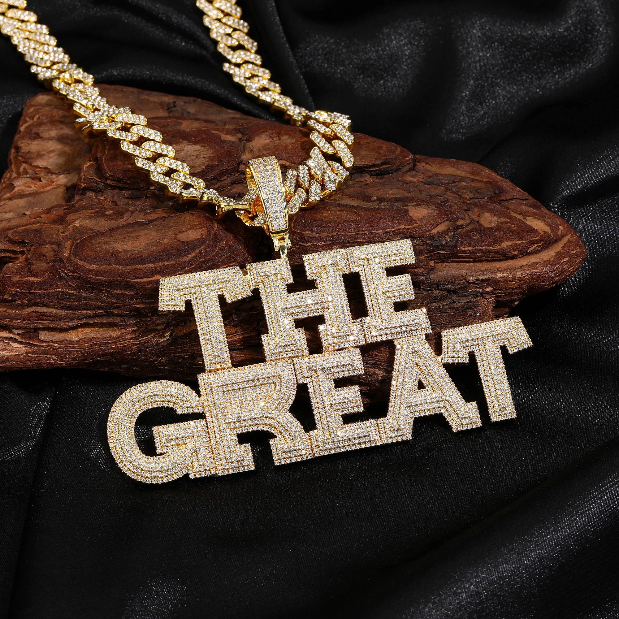 Custom Cubic Zirconia Letters Pendant Iced Out Personal Name Necklace Luxury Fashion Necklace Men Hip Hop Jewelry For Party Gift
Custom Cubic Zirconia Letters Pendant Iced Out Personal Name Necklace Luxury Fashion Necklace Men Hip Hop Jewelry For Party Gift