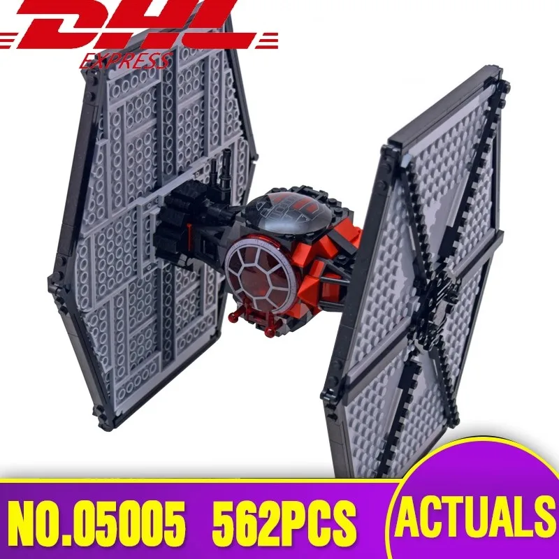 05005 562 детали Специальная модель истребителя TIE из серии Star Wars, конструктор, кубики, аналог Lego 75101, игрушки для детей, подарок на день рождения
05005 562 детали Специальная модель истребителя TIE из серии Star Wars, конструктор, кубики, аналог Lego 75101, игрушки для детей, подарок на день рождения