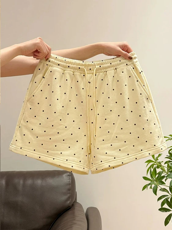 Retro Japanese Style Wide Leg Short Pants Women's Summer Loose Casual Outdoor Wear Polka Dot Print A-Line Hot Pants
Retro Japanese Style Wide Leg Short Pants Women's Summer Loose Casual Outdoor Wear Polka Dot Print A-Line Hot Pants