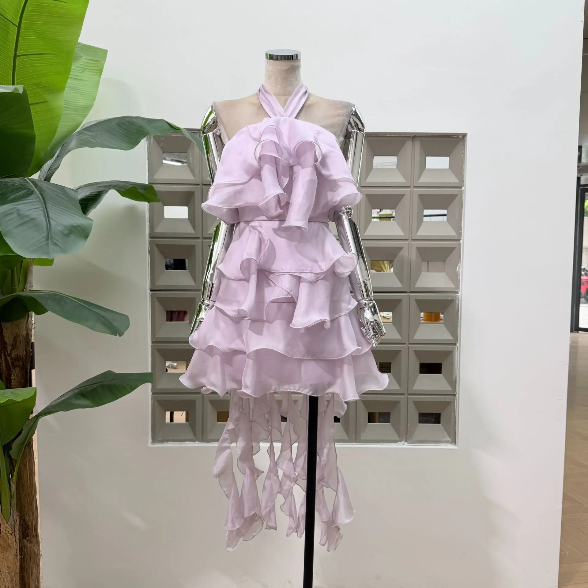 Pink Beige Ruffles Halter Backless Princess Mini Dress for Nightclub Evening Party Birthday Celebrate Cocktail Clothing New
Pink Beige Ruffles Halter Backless Princess Mini Dress for Nightclub Evening Party Birthday Celebrate Cocktail Clothing New