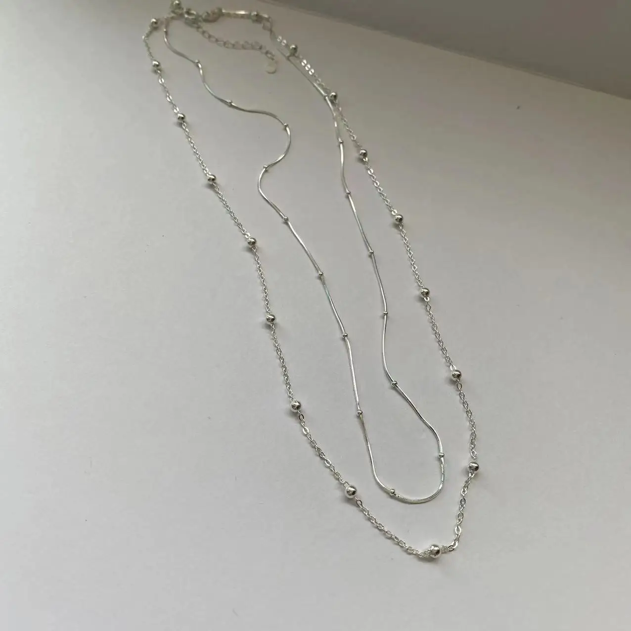 Xiaoxiangfeng plain S925 sterling silver double-layer necklace neck chain collarbone chain temperament personality
Xiaoxiangfeng plain S925 sterling silver double-layer necklace neck chain collarbone chain temperament personality