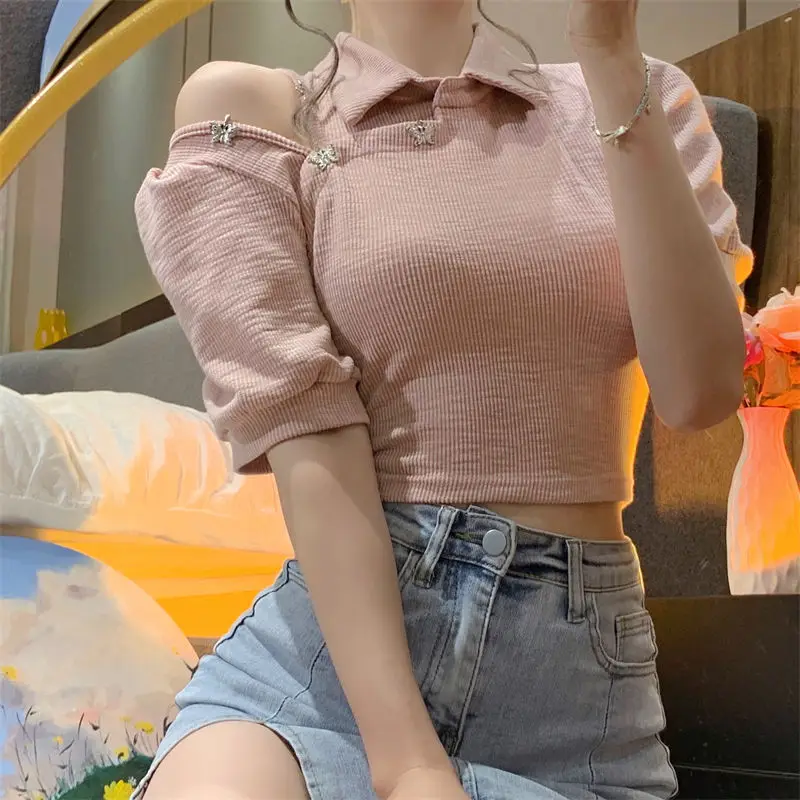 Off-shoulder Women's Polo Shirts Short Sleeve Slim T-shirts Sexy Crop Top Fashion Clothing Sales Korean Style Lapel Female Tee
Off-shoulder Women's Polo Shirts Short Sleeve Slim T-shirts Sexy Crop Top Fashion Clothing Sales Korean Style Lapel Female Tee