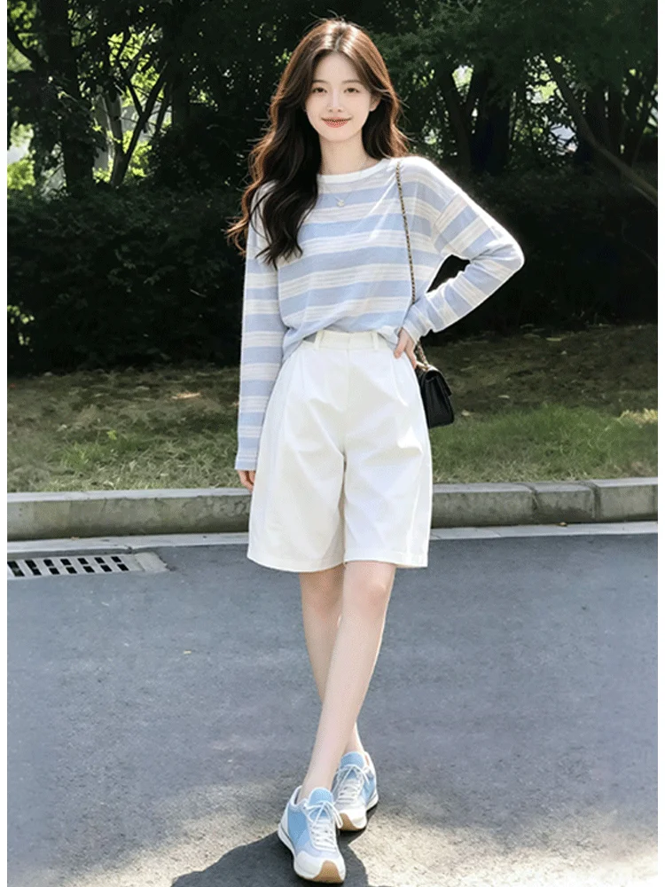Casual Breathable White Striped Long Sleeve T-Shirt And High Waist Five-Quarter Pants Fashionable Two-Piece Set for Women
Casual Breathable White Striped Long Sleeve T-Shirt And High Waist Five-Quarter Pants Fashionable Two-Piece Set for Women
