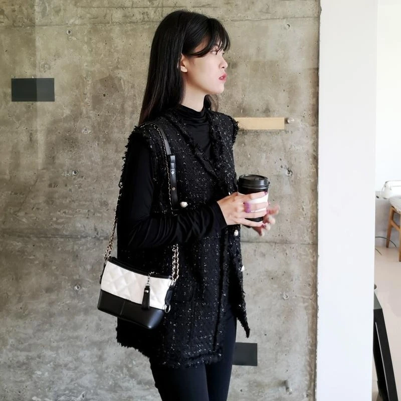 Женская модная университетская куртка большого размера, весенне-осенний новый блестящий твидовый жилет, свободный многослойный топ в корейском стиле
Женская модная университетская куртка большого размера, весенне-осенний новый блестящий твидовый жилет, свободный многослойный топ в корейском стиле