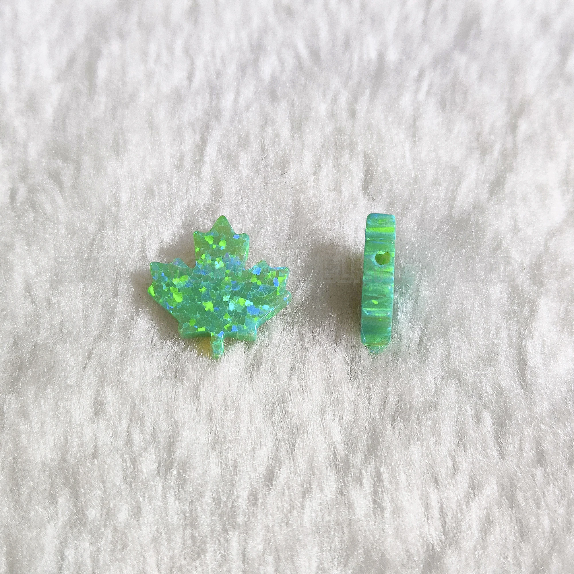1pc 50pcs Maple Leaf Bead for Jewelry Making Synthetic Green Fire Opal Beads with Hole 12mm
1pc 50pcs Maple Leaf Bead for Jewelry Making Synthetic Green Fire Opal Beads with Hole 12mm