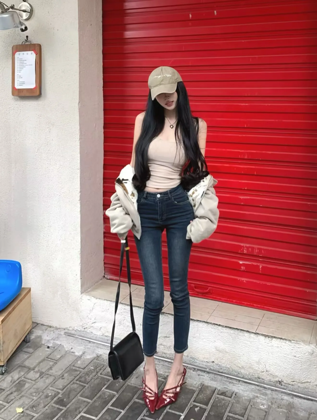 Retro Waed Distred Slim Fit Pencil Jeans Women's Ankle Length Cotton Stretch Denim High Waist Button Closure Autumn Wear
Retro Waed Distred Slim Fit Pencil Jeans Women's Ankle Length Cotton Stretch Denim High Waist Button Closure Autumn Wear