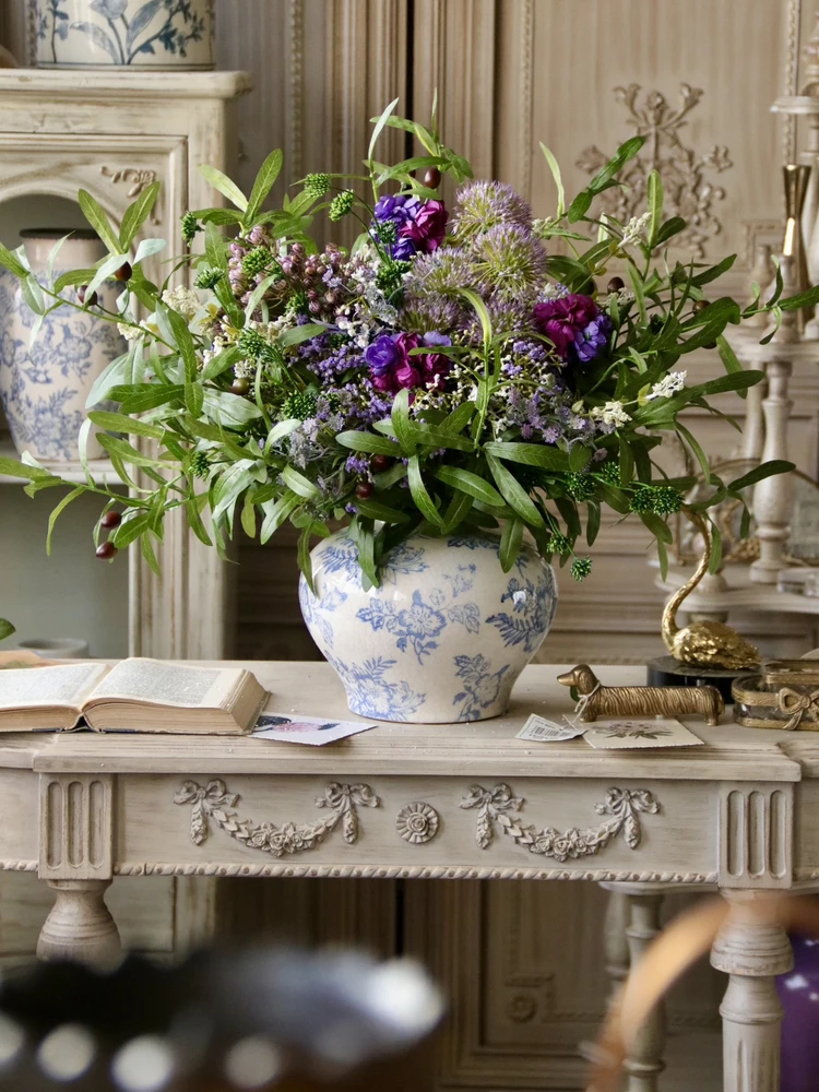 Handmade Purple Artificial Flower Bouquet Restaurant Table Decorations Fake Flowers Cerc Vase French Sle Mixed Flowers
Handmade Purple Artificial Flower Bouquet Restaurant Table Decorations Fake Flowers Cerc Vase French Sle Mixed Flowers