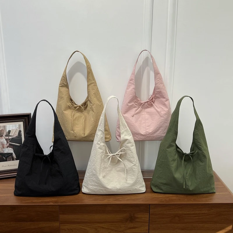 Korean Style Small Bowknot Tote Bag Women 2026 New Large Capacity Fashion Commuter Crossbody Bag Shoulder Bag
Korean Style Small Bowknot Tote Bag Women 2026 New Large Capacity Fashion Commuter Crossbody Bag Shoulder Bag