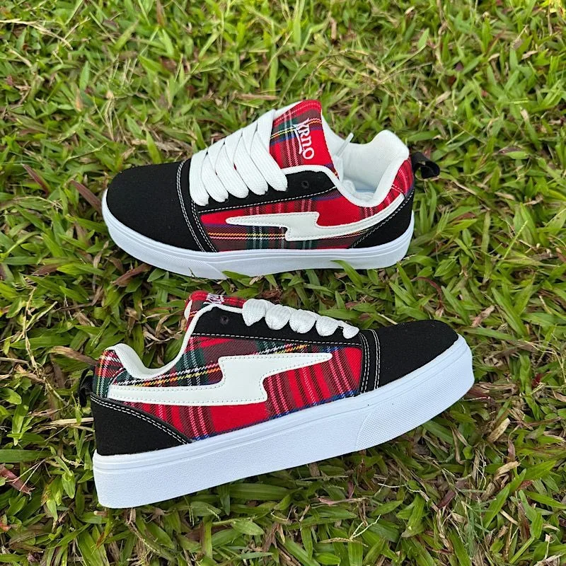 Trend Women's Shoes Fashion Round Head Casual Shoes for Woman Comfortable Lace Chunky Sneakers Designer Shoes Zapatillas Mujer
Trend Women's Shoes Fashion Round Head Casual Shoes for Woman Comfortable Lace Chunky Sneakers Designer Shoes Zapatillas Mujer