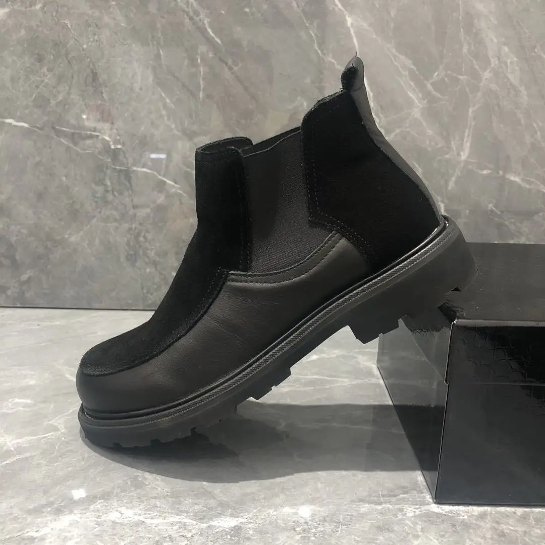 Brand Men Casual Shoes Genuine Leather Suede Flats Solid Slip On Chelsea Shoes For Man Boots Add Fleece Vintage Luxury Designers
Brand Men Casual Shoes Genuine Leather Suede Flats Solid Slip On Chelsea Shoes For Man Boots Add Fleece Vintage Luxury Designers