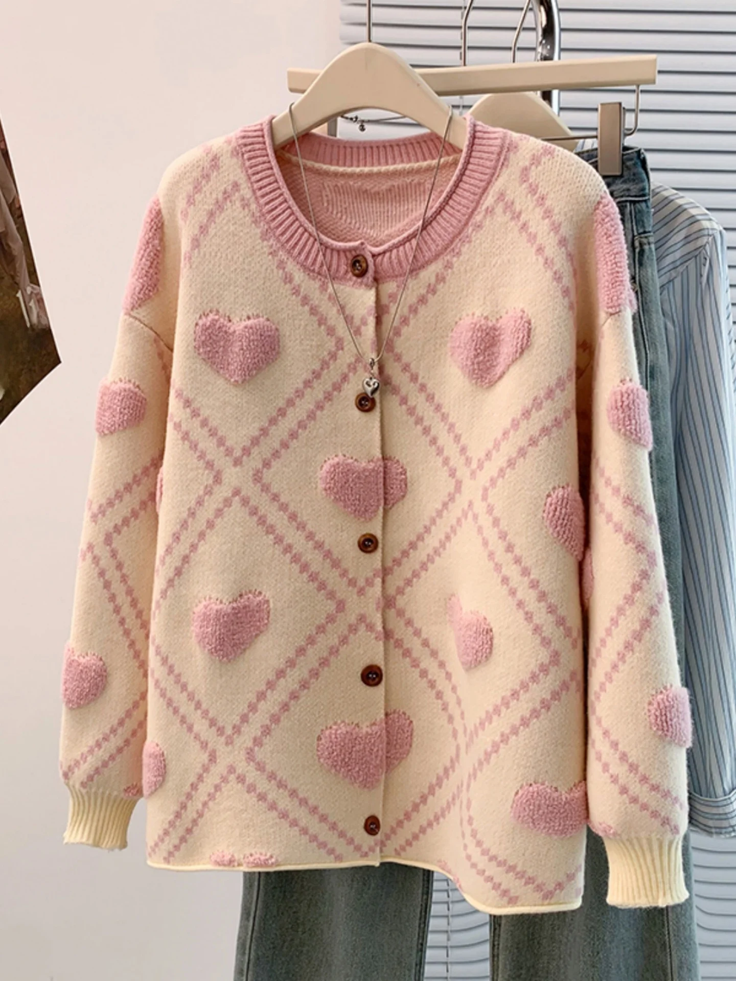 Love Heart Knitted Open Cardigan Sweater Women's Spring Autumn Large Size Beautiful Unique Knitwear Soft Comfortable Long Sleeve
Love Heart Knitted Open Cardigan Sweater Women's Spring Autumn Large Size Beautiful Unique Knitwear Soft Comfortable Long Sleeve