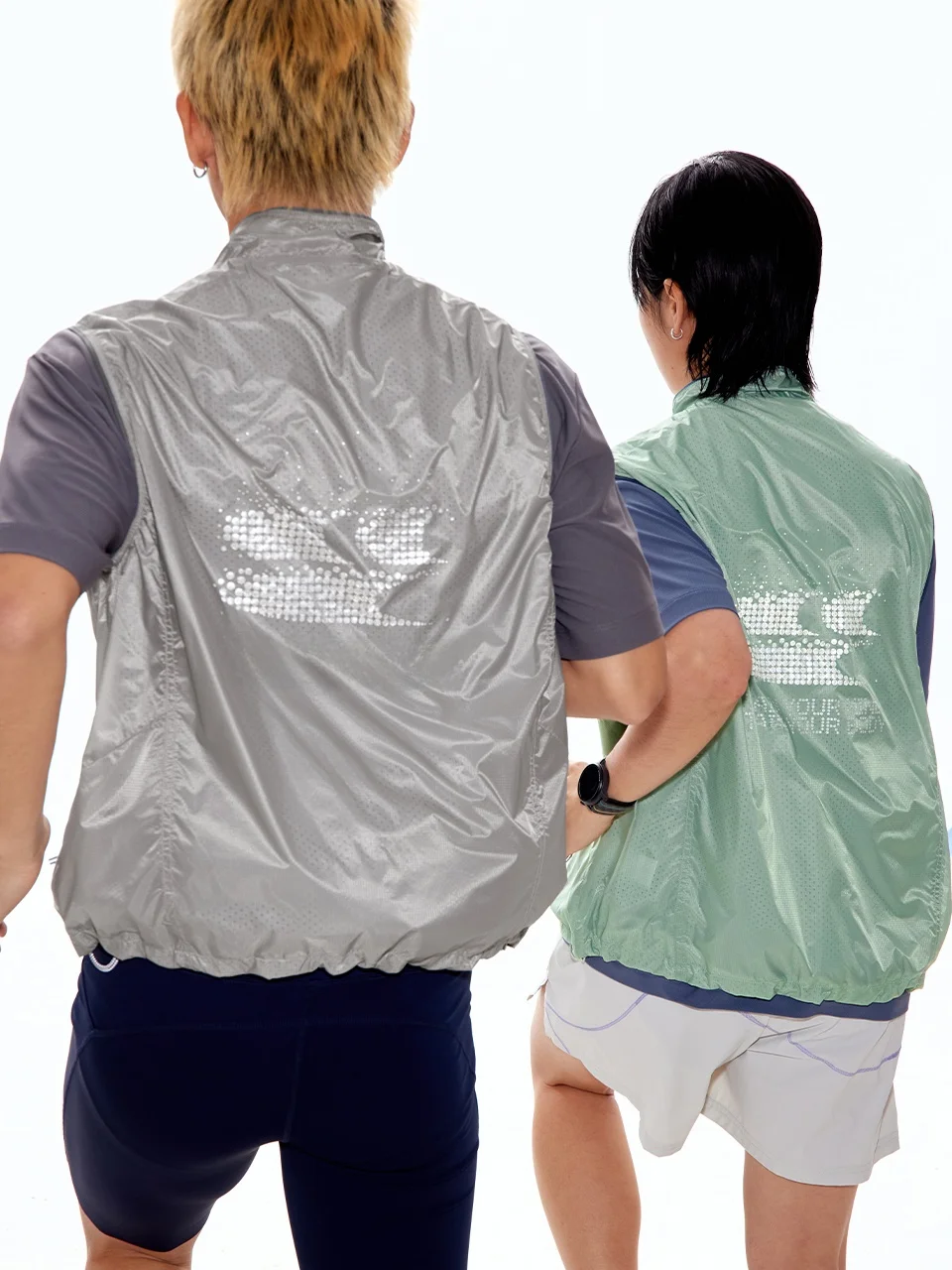 Crnenter Outdoor Reflective Running Vest Men's Zipper Closure Nylon Vest Special Function-Free Stand Fit Sports Vest
Crnenter Outdoor Reflective Running Vest Men's Zipper Closure Nylon Vest Special Function-Free Stand Fit Sports Vest