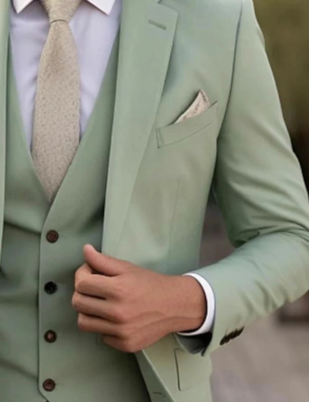 High Quality Brown Men's Suits Double Breasted Bespoke Peaked Lapel Formal Blazer Slim Fit 3 Piece Jacket+vest+pants
High Quality Brown Men's Suits Double Breasted Bespoke Peaked Lapel Formal Blazer Slim Fit 3 Piece Jacket+vest+pants
