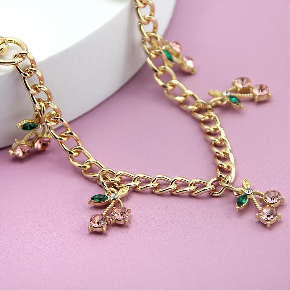 Luxury Cherries Bag Keychain Cherry Diamond Keychain Bag Charms Girl's Purse Charms DIY Bag Accessory Sweet Layered Metal Chains
Luxury Cherries Bag Keychain Cherry Diamond Keychain Bag Charms Girl's Purse Charms DIY Bag Accessory Sweet Layered Metal Chains