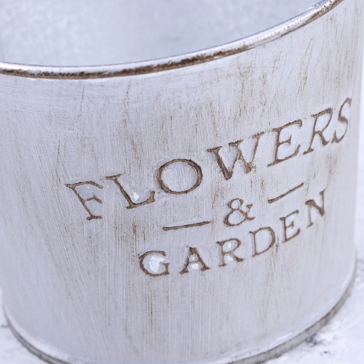 Retro Iron Flower Bucket Durable Long Lasting Finish Home Decor Balcony Plant Pot Creative Design
Retro Iron Flower Bucket Durable Long Lasting Finish Home Decor Balcony Plant Pot Creative Design
