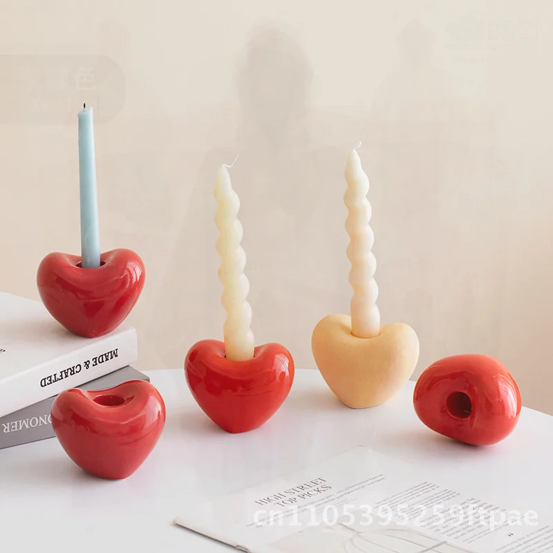 Heart-Shaped Ceramic Candlestick Creative Decorative Desktop Entrance Ornament for Home Aromatherapy Valentine's Day Tanabata
Heart-Shaped Ceramic Candlestick Creative Decorative Desktop Entrance Ornament for Home Aromatherapy Valentine's Day Tanabata