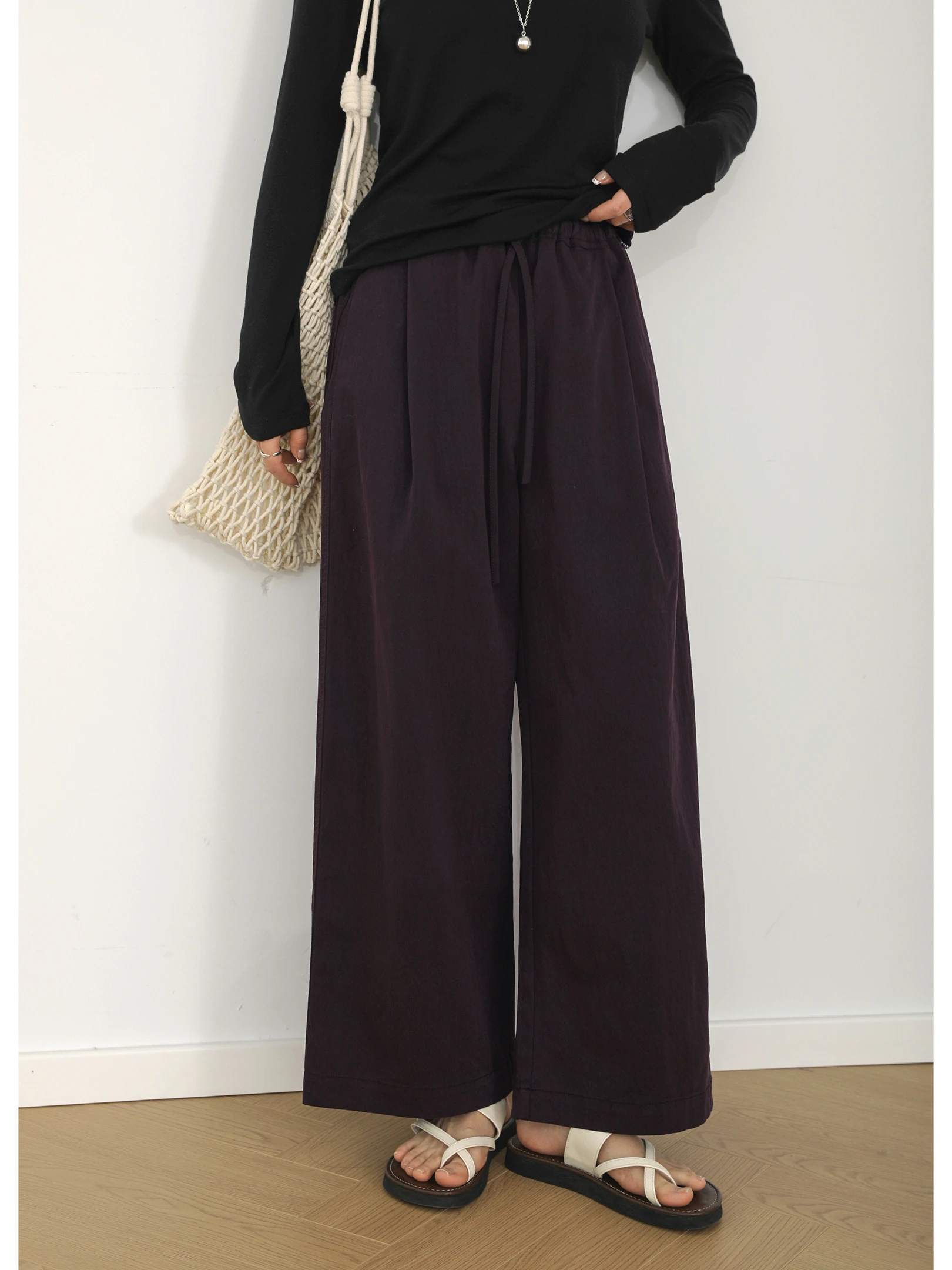 Spring 2026 Three-wood New Design Wide Leg Casual Pants Elastic Waist Drawstring Women's Clothing Hip Conceal Slimming
Spring 2026 Three-wood New Design Wide Leg Casual Pants Elastic Waist Drawstring Women's Clothing Hip Conceal Slimming